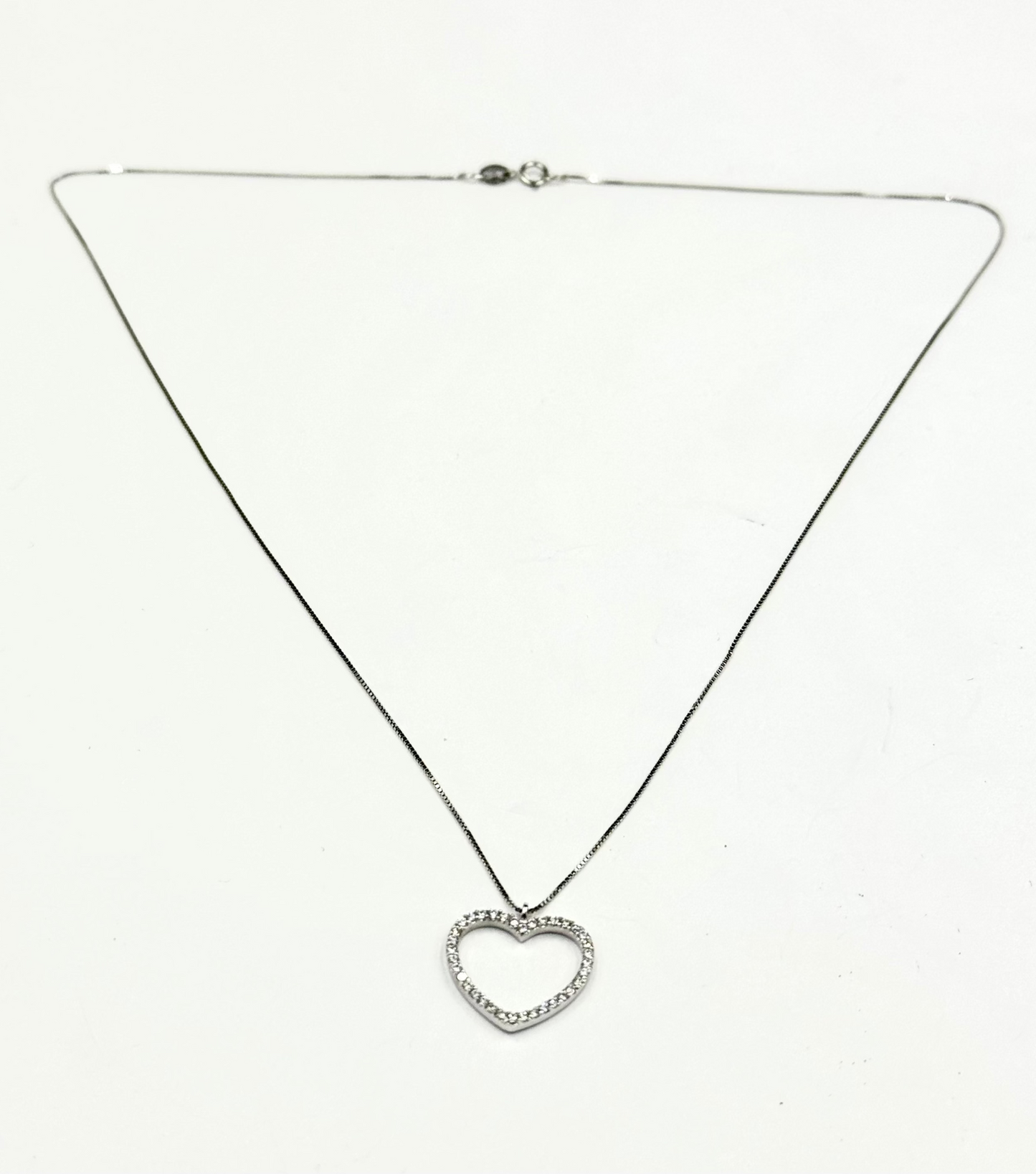 Collana d’oro bianco “Riflesso d’amore”