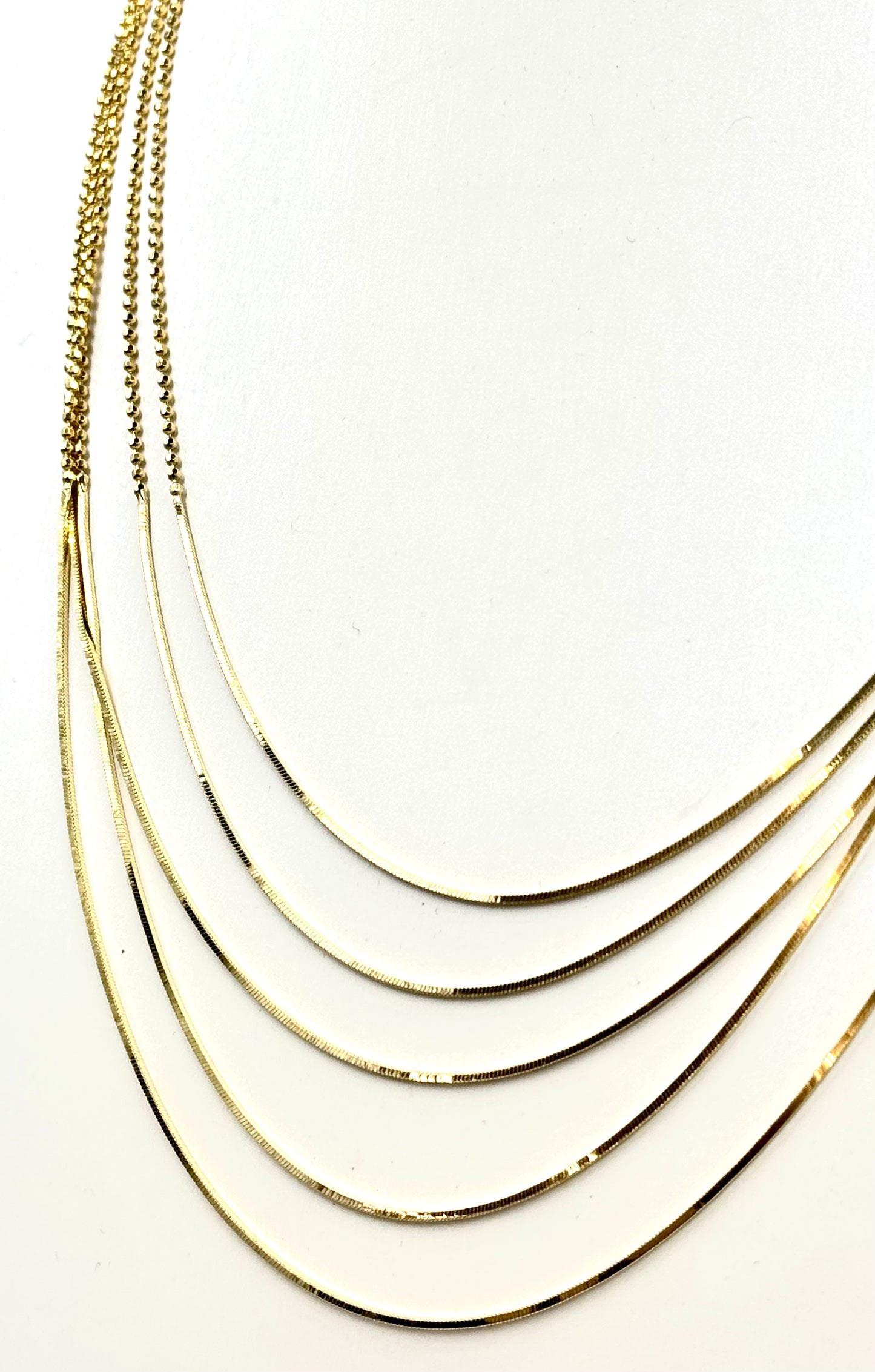 Collana in argento dorato " Filamenti Lucenti"