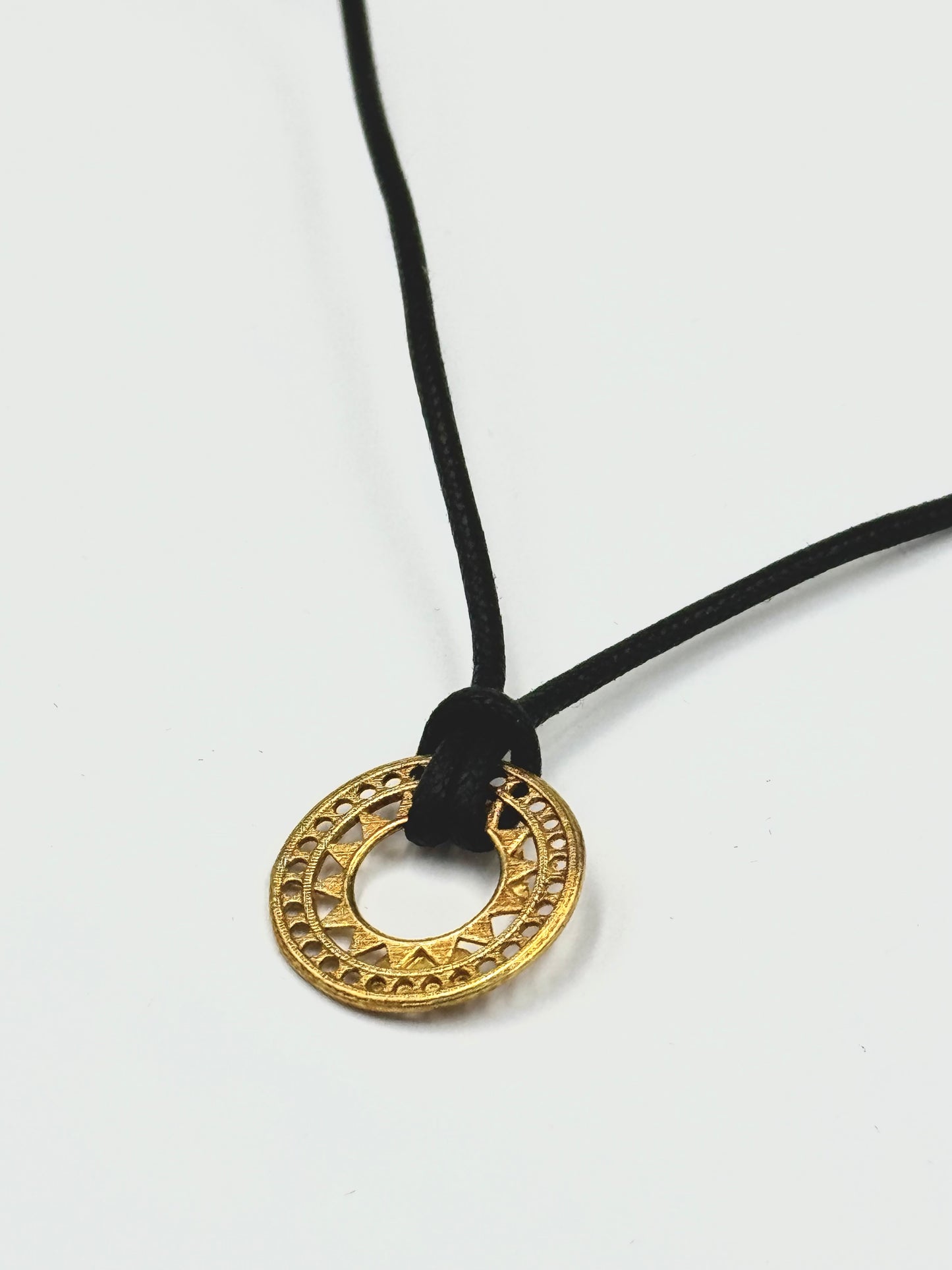 Collana in spago con ciondolo Michelangelo in argento “Etruria”