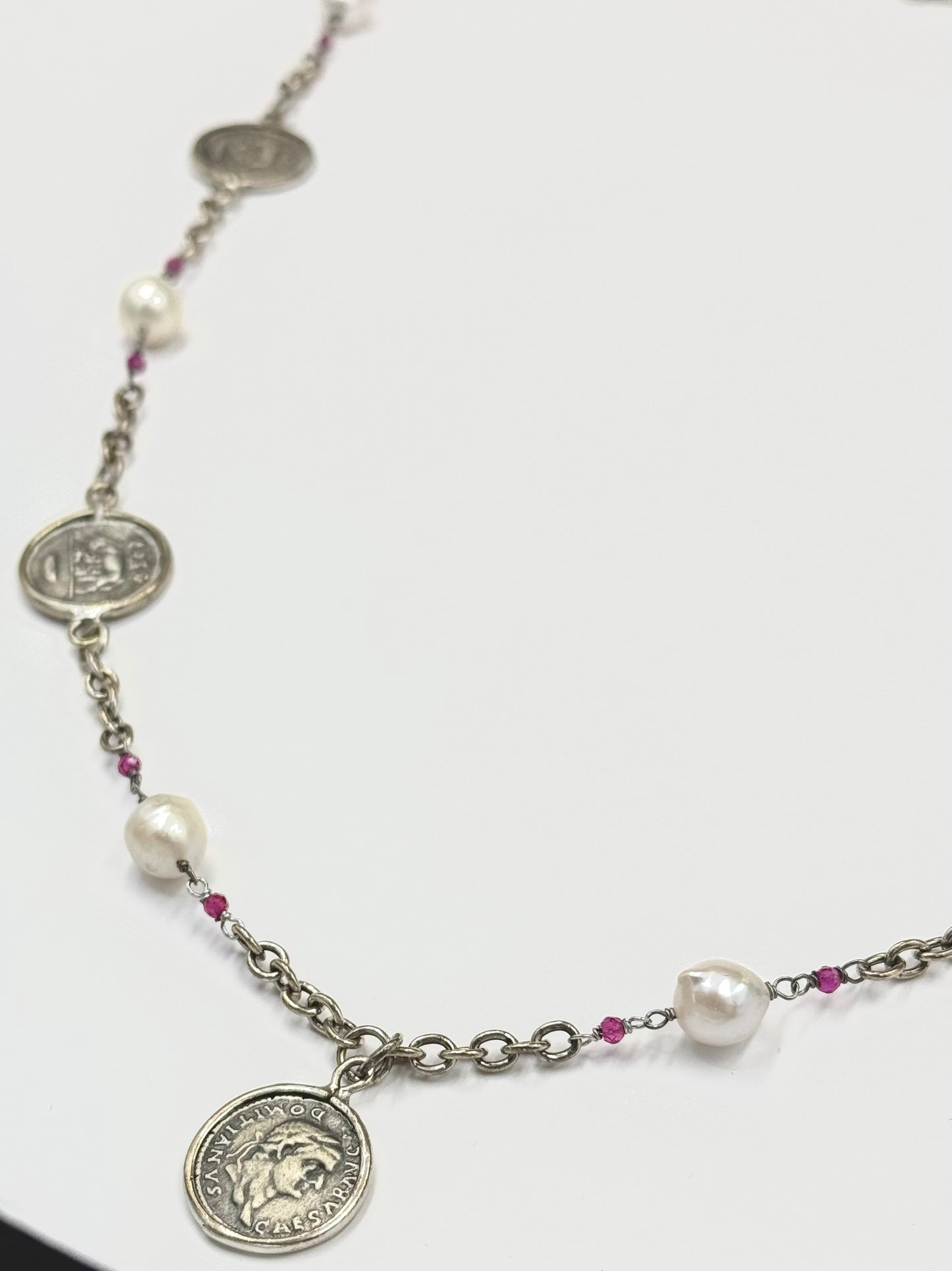 Collana in argento Michelangelo “Sesterzi e Perle”